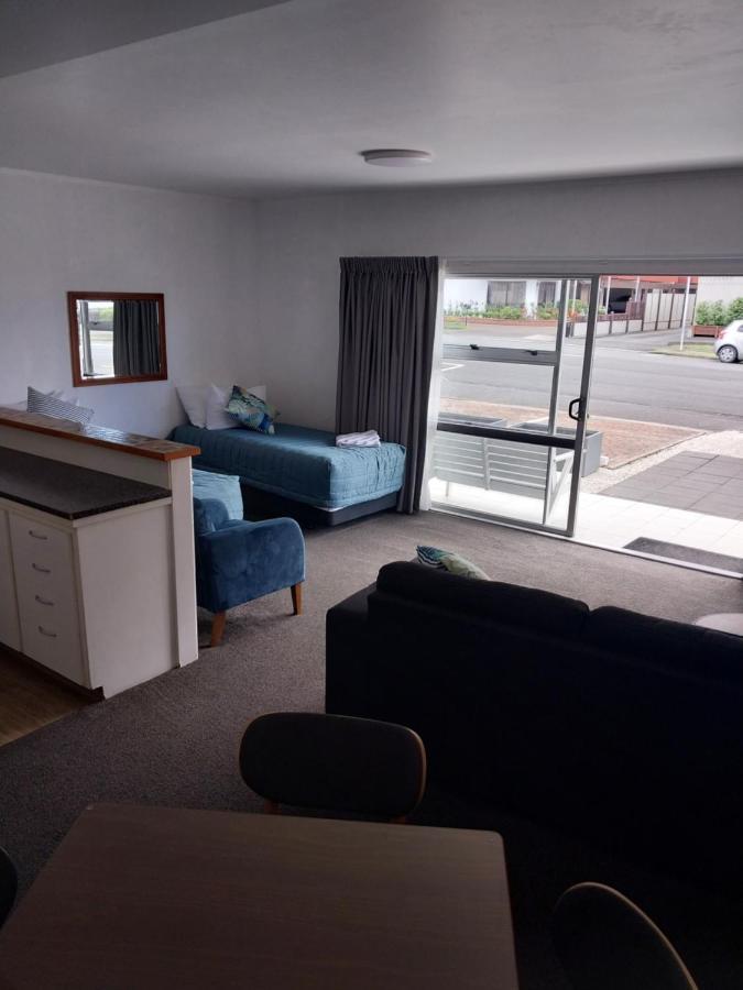 Bayview Motel 3*