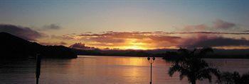 Bayview Motel 3*